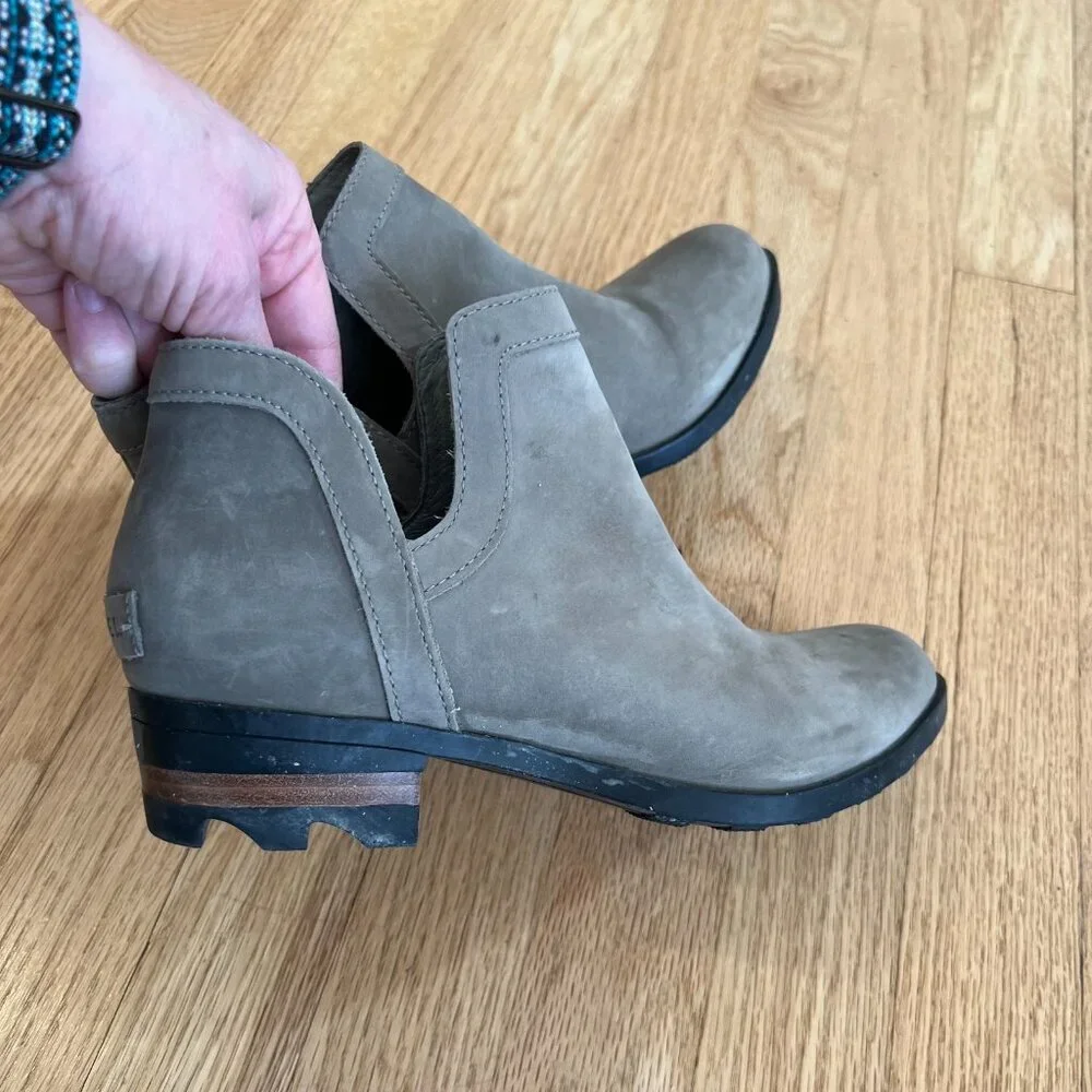 Sorel Lolla Cut-Out Waterproof Leather Ankle Boots Gray Women's US Size 7.5 - Picture 5 of 9